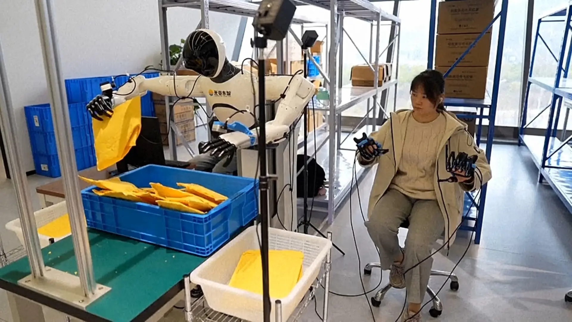 Chine : les robots humanoïdes en formation pour les tâches pratiques