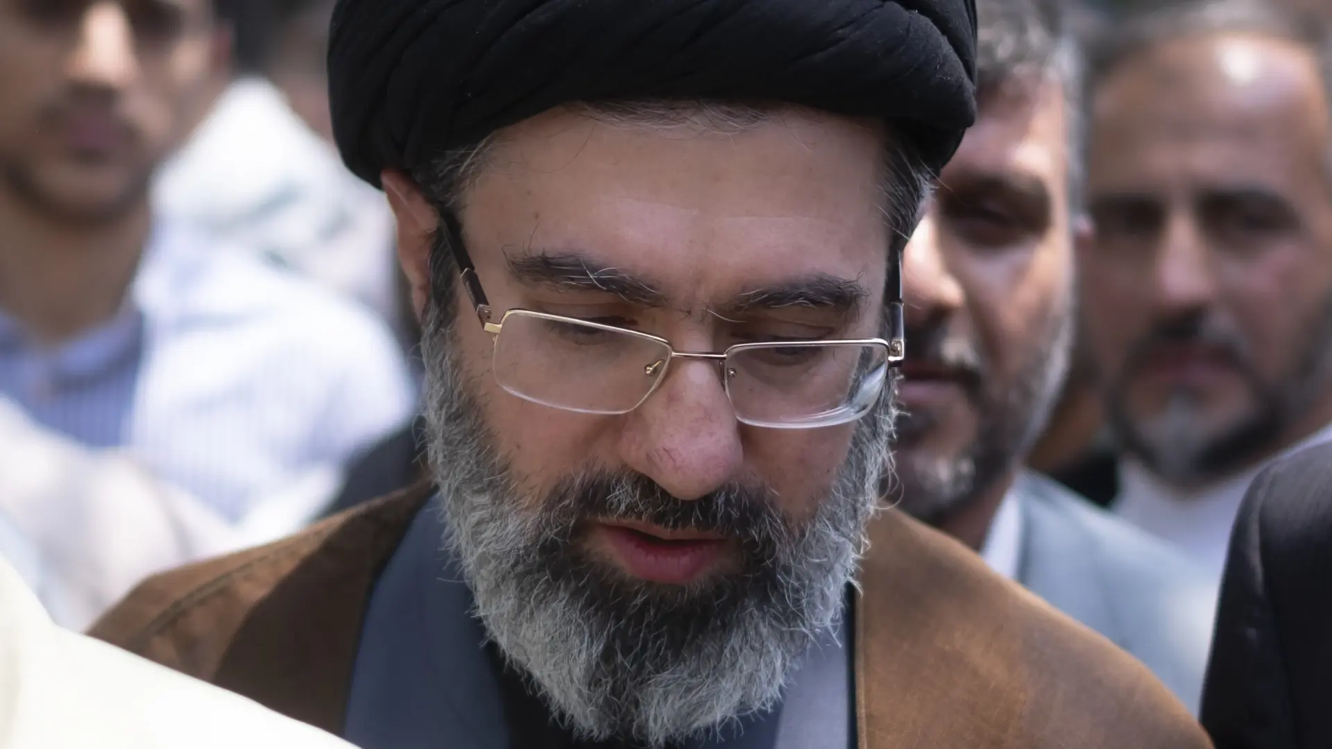 Iran : le fils de l'ayatollah khamenei prend le pouvoir, une escalade du conflit avec les états-unis ?