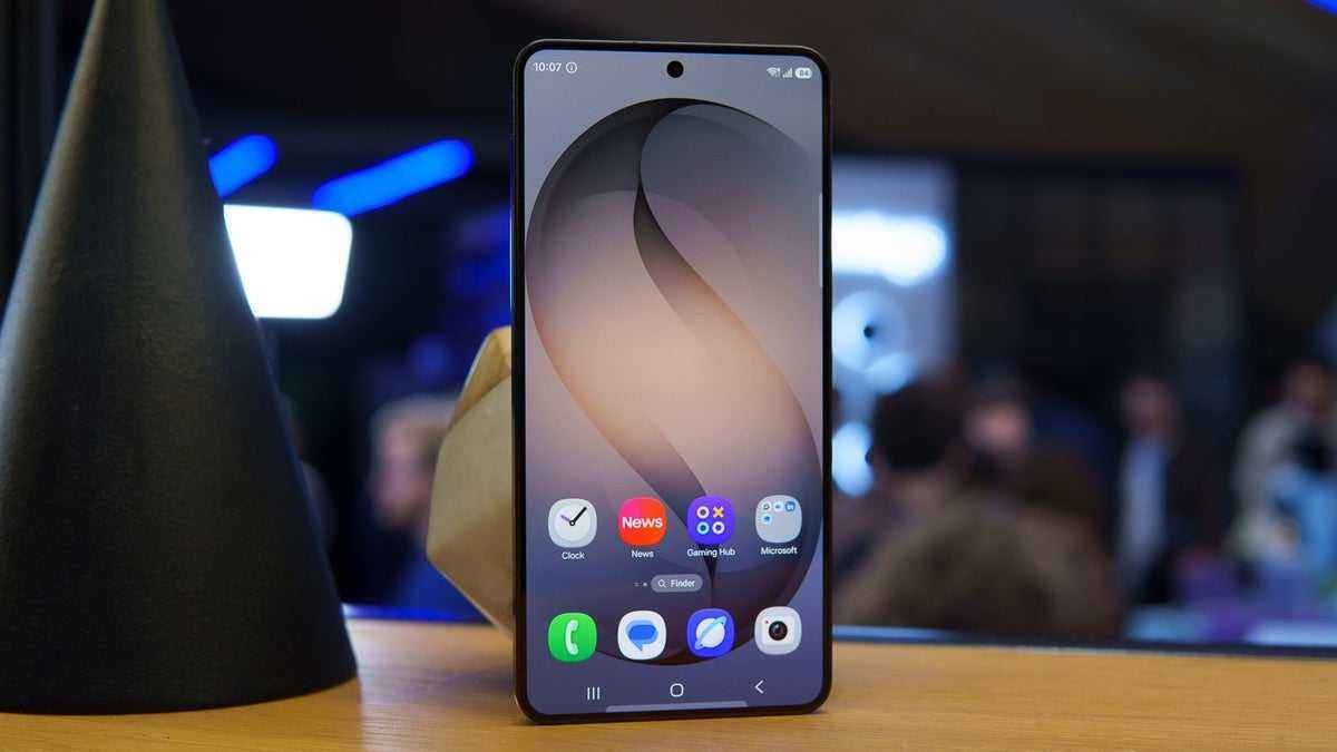Samsung galaxy s26 plus : une baisse de prix inattendue pour les fans de la marque