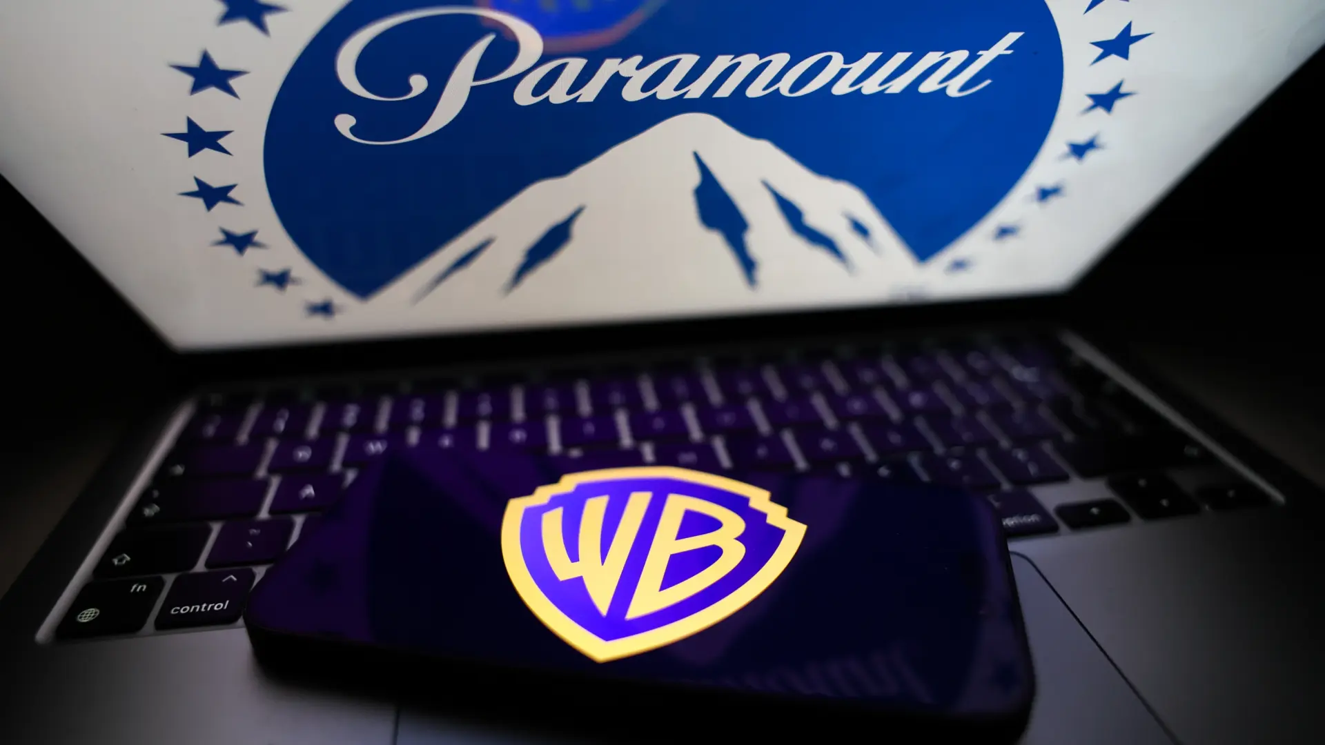 Warner bros. discovery : paramount skydance officialise une fusion mondiale